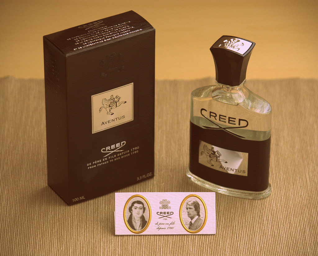 Creed Aventus bottle and box photographed by alan abdulkadir Sae'd (CC BY 2.0)